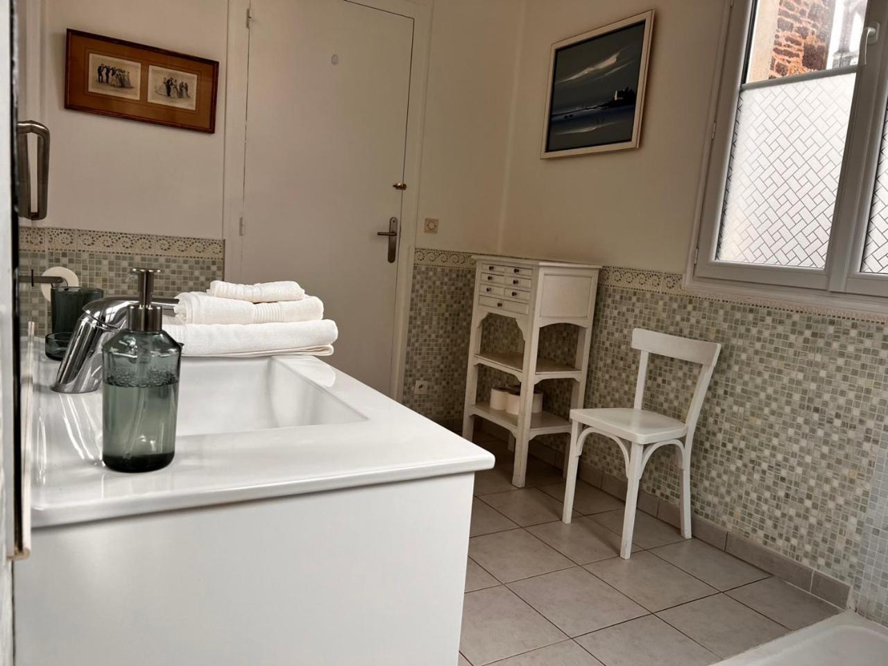 Le Manoir De La Cane Montfort-sur-Meu Ngoại thất bức ảnh